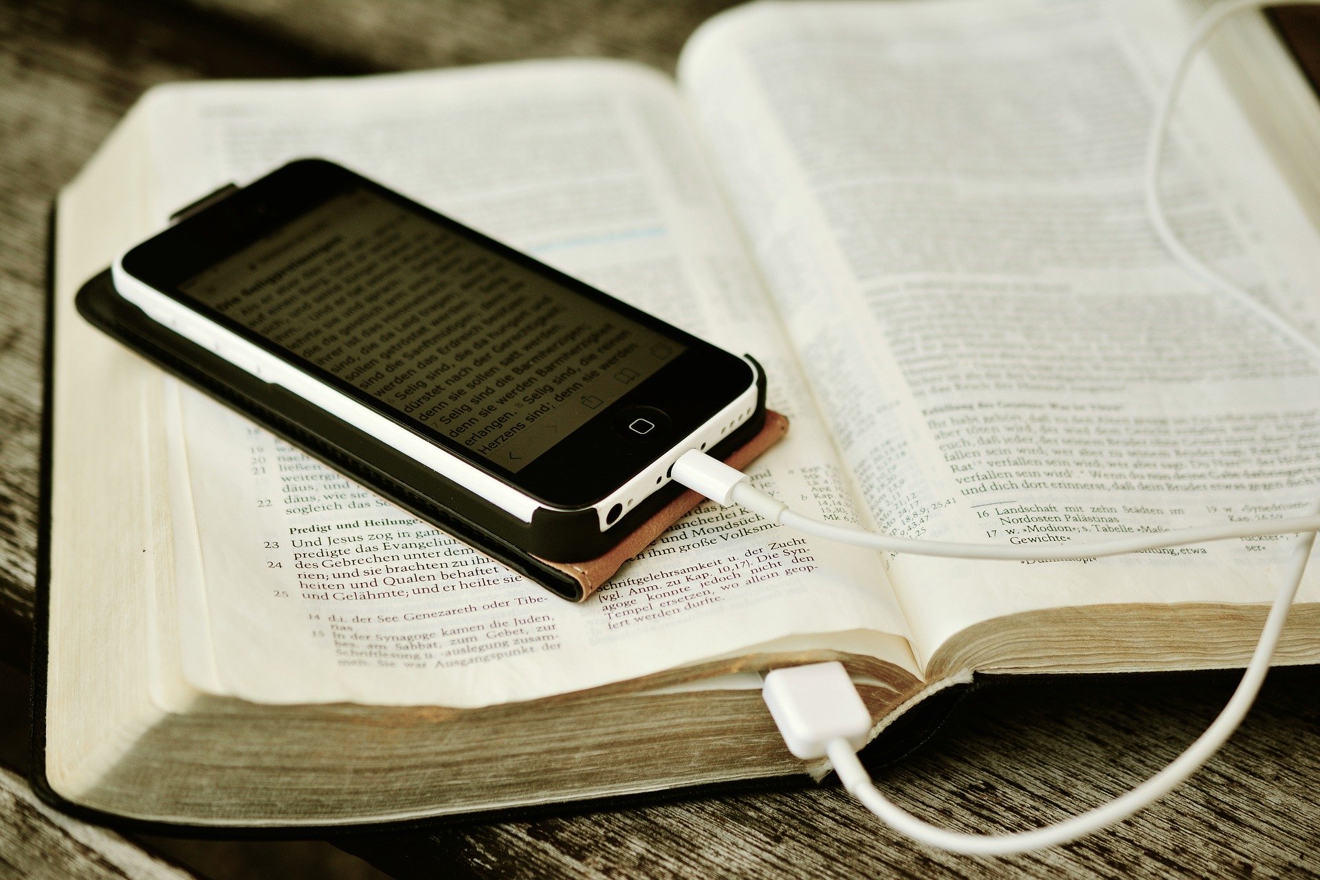 Conéctate a la Palabra de Dios